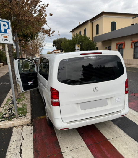 Taxi Bolgheri